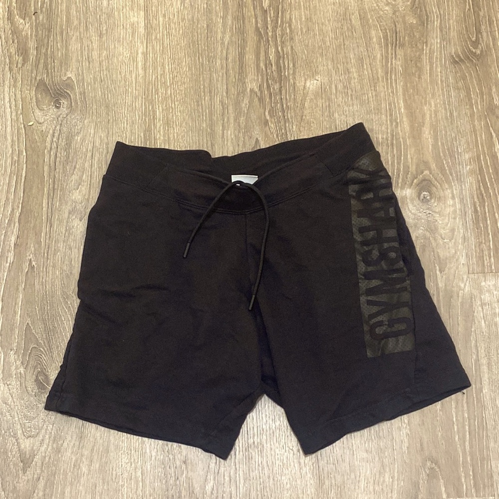 GYM SHARK 🦈 shorts • SZ. M
